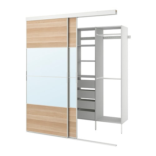 IKEA SKYTTA / AURDAL walk-in wardrobe with sliding doors Model Image